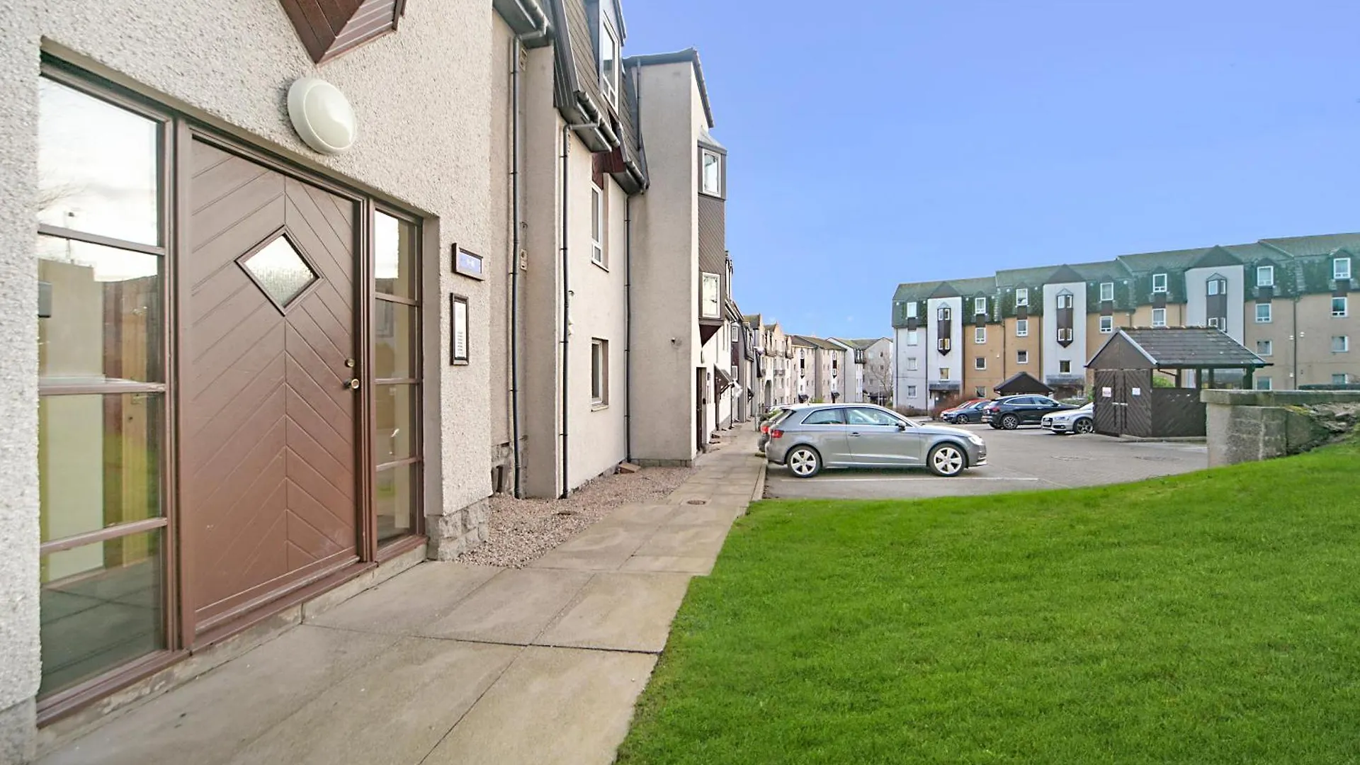 Strawberry Bank Apartment ✪ Grampian Lettings Ltd Aberdeen